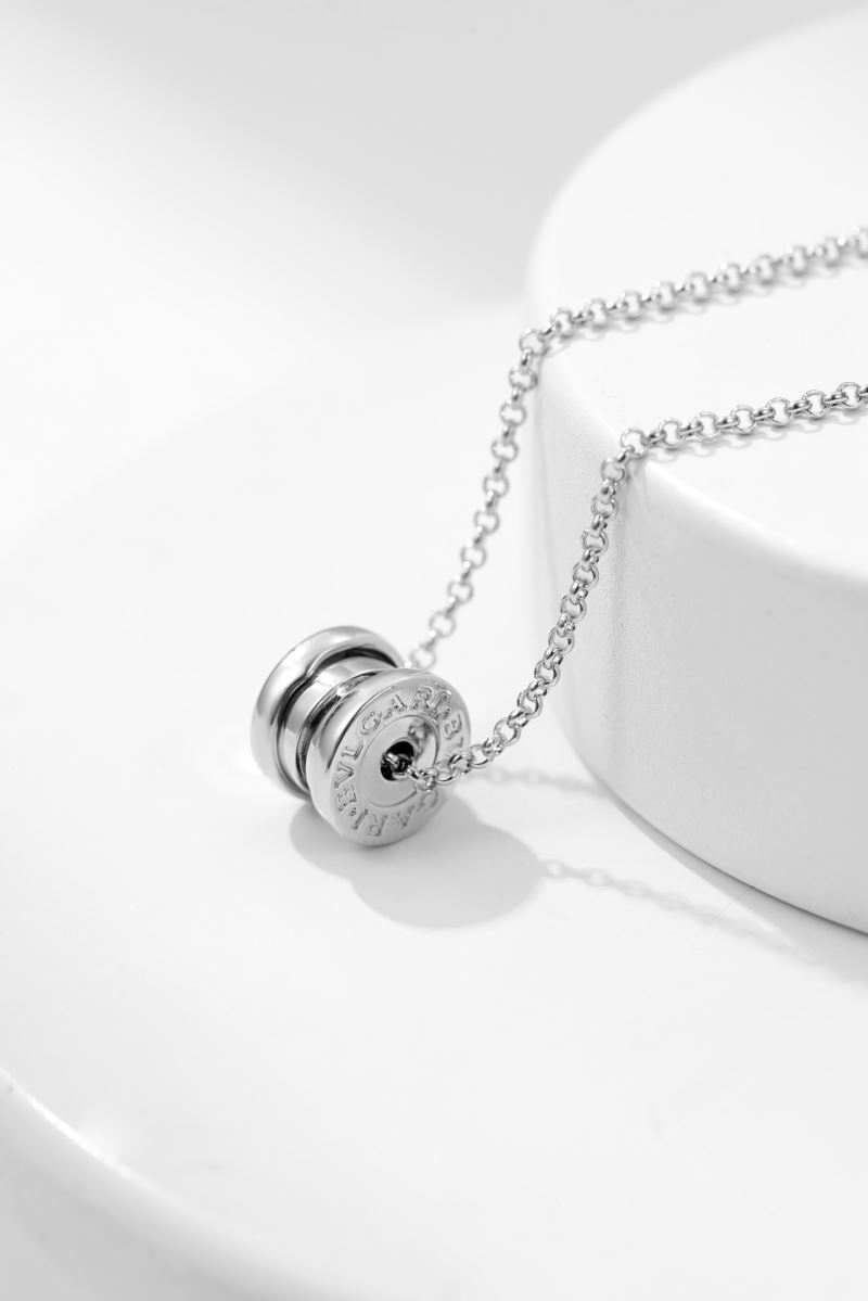 Bv1g*ai necklaces